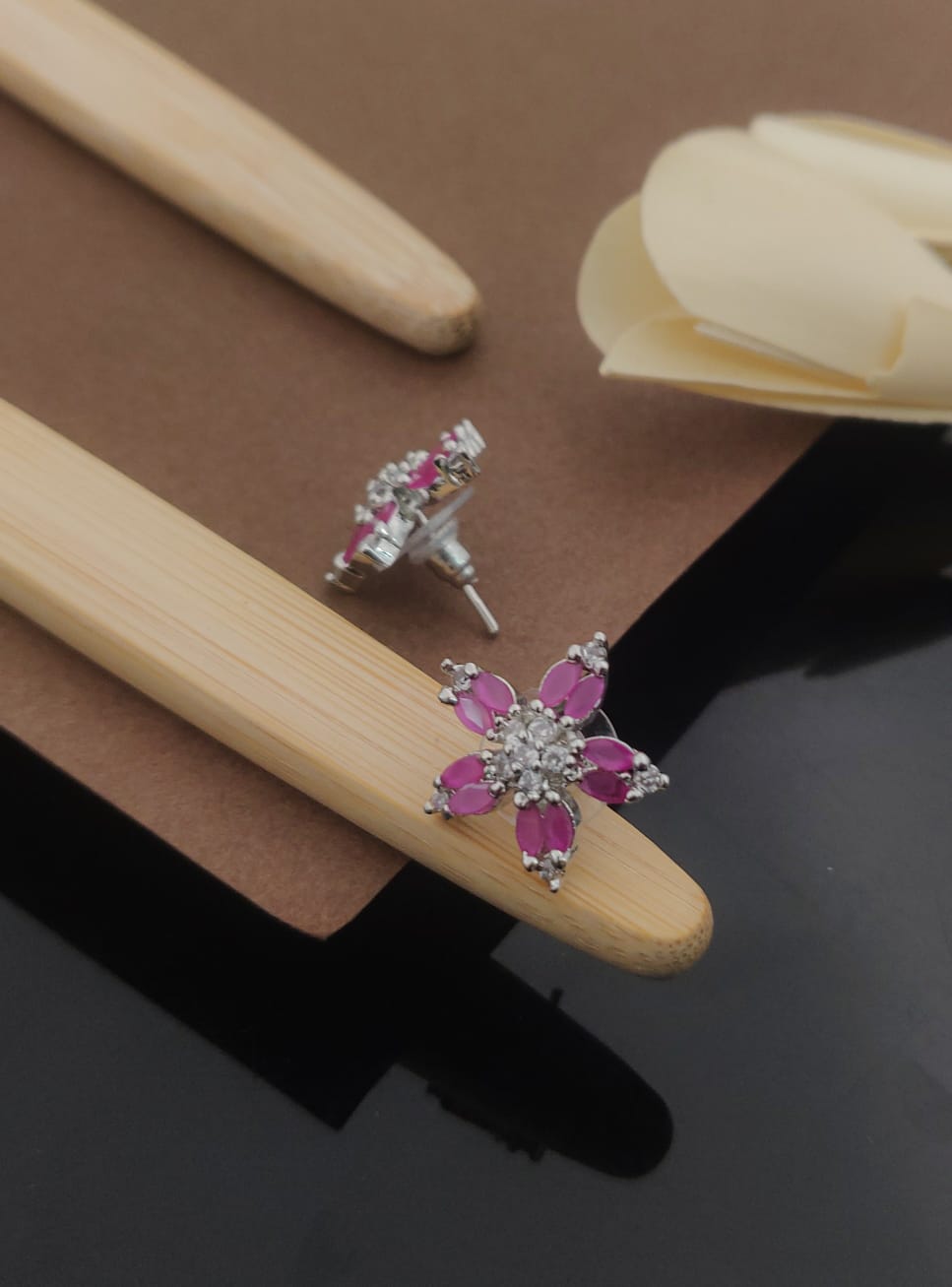 Precious Pearls KADEE jewel Women's Earrings with Silver plated brass - Kadee Jewels