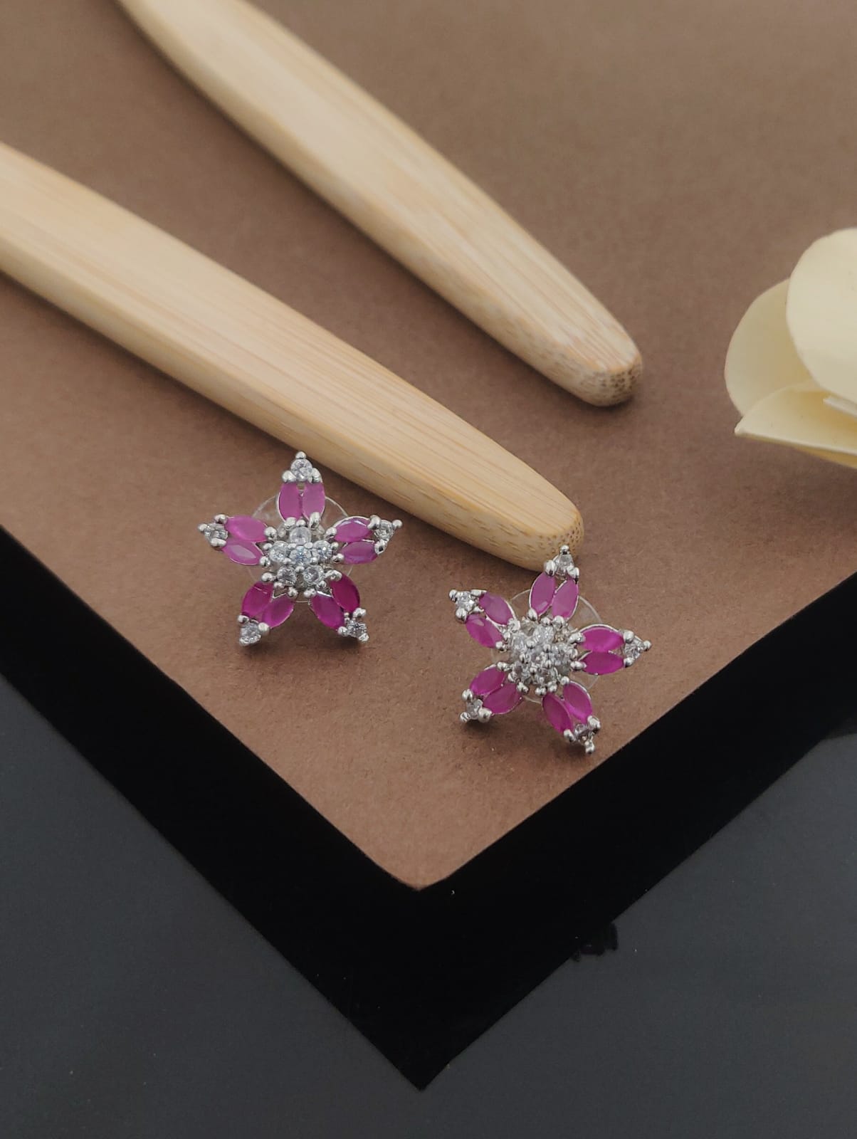 Precious Pearls KADEE jewel Women's Earrings with Silver plated brass - Kadee Jewels