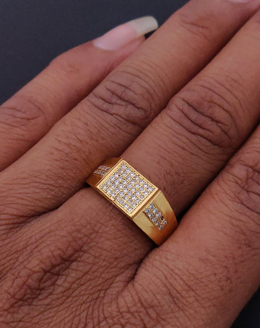 Kadee Jewel Bold Edge Men's Finger Ring with Gold Plated Brass