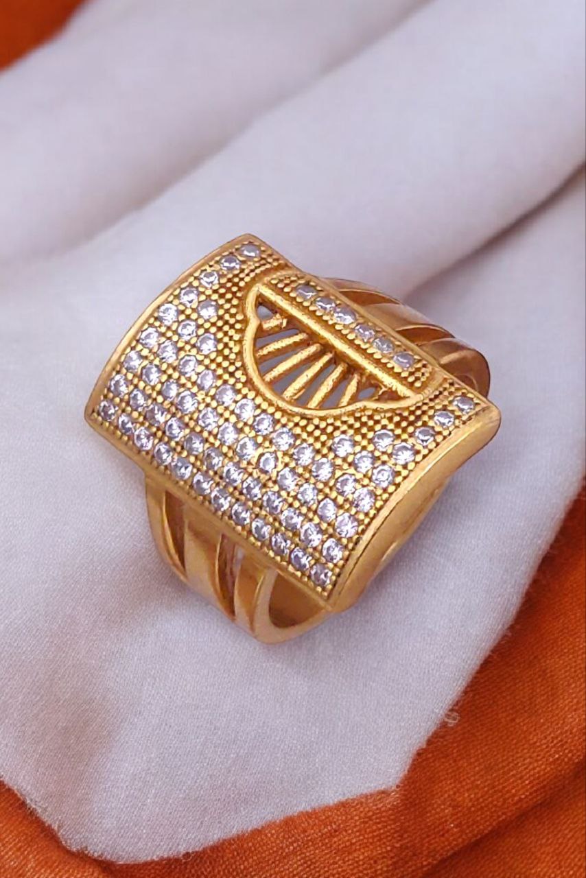 Kadee Jewel Crowned Glory Men's Finger Ring with Gold Plated Brass