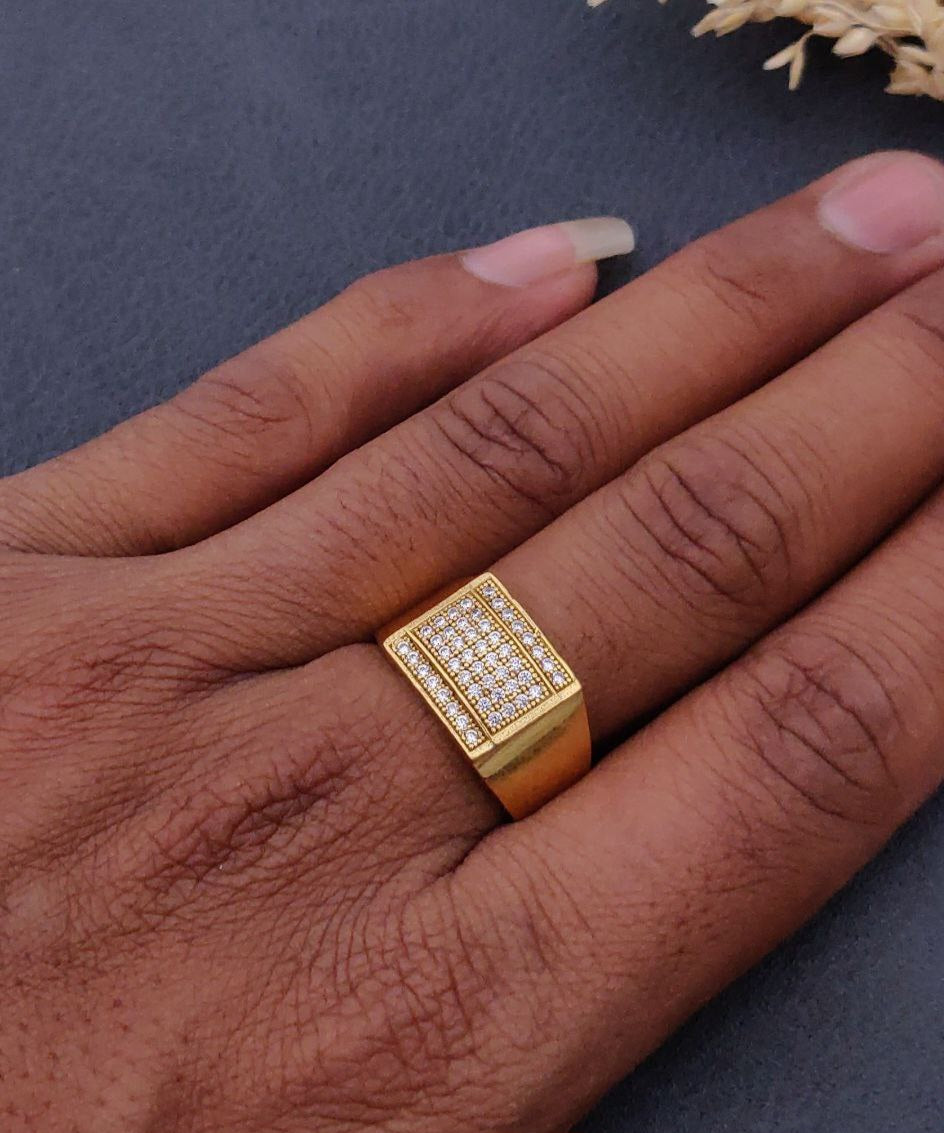Kadee Jewel Diamond Edge Men's Finger Ring with Gold Plated Brass