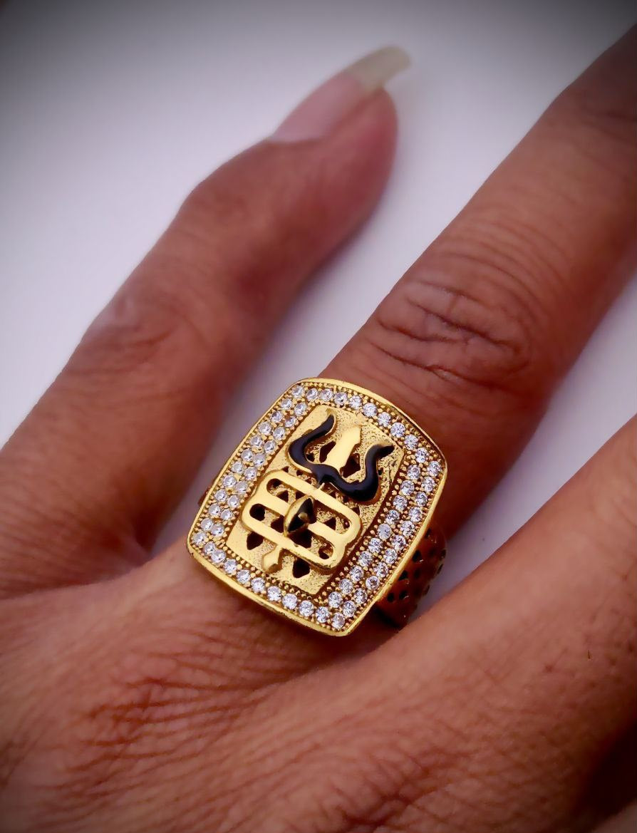 Kadee Jewel Dynasty Band Men's Finger Ring with Gold Plated Brass