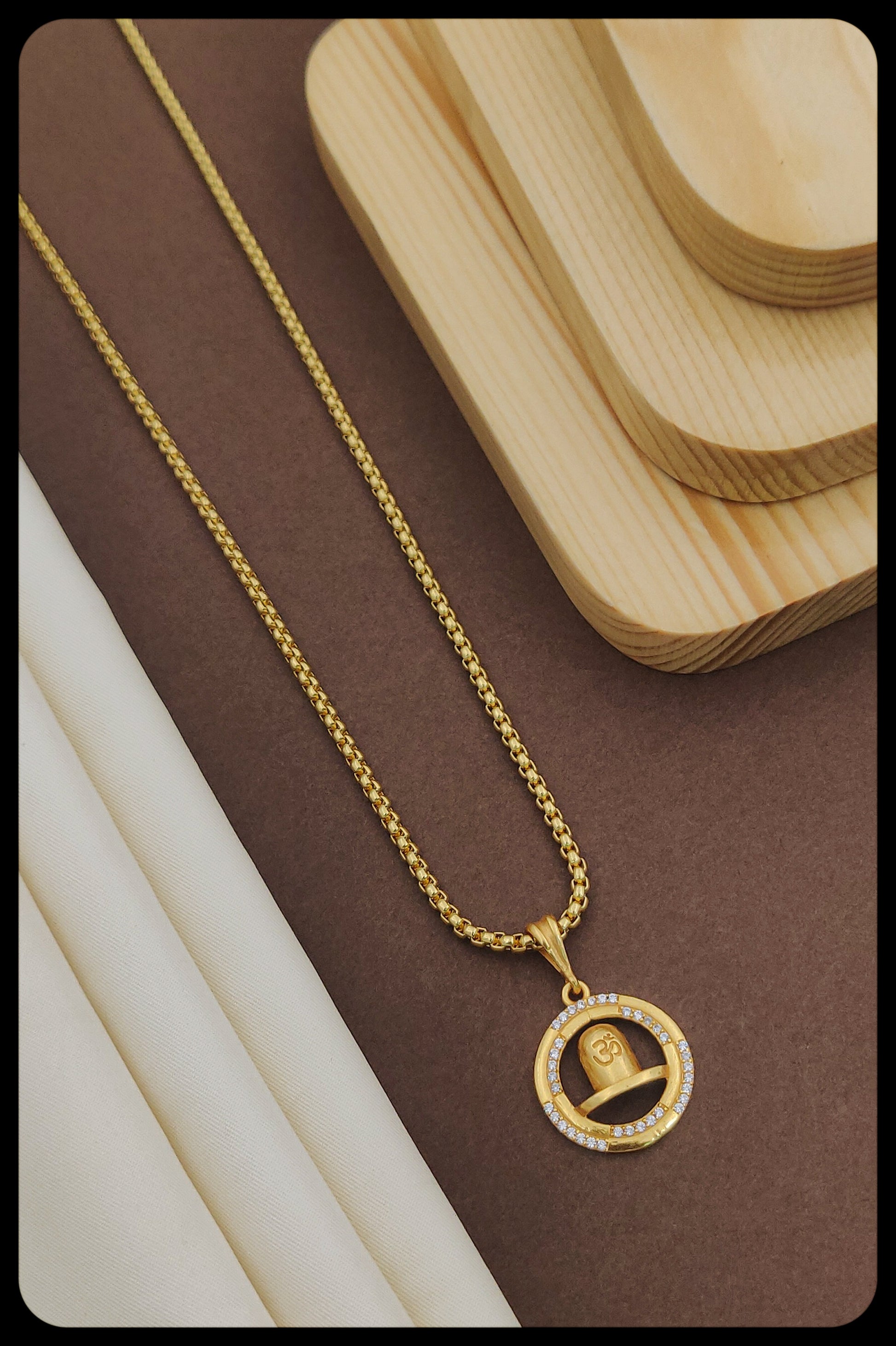 Kadee Jewel Mahadev Om Shiv Ling Gold Unisex Pendant – Kadee Jewels