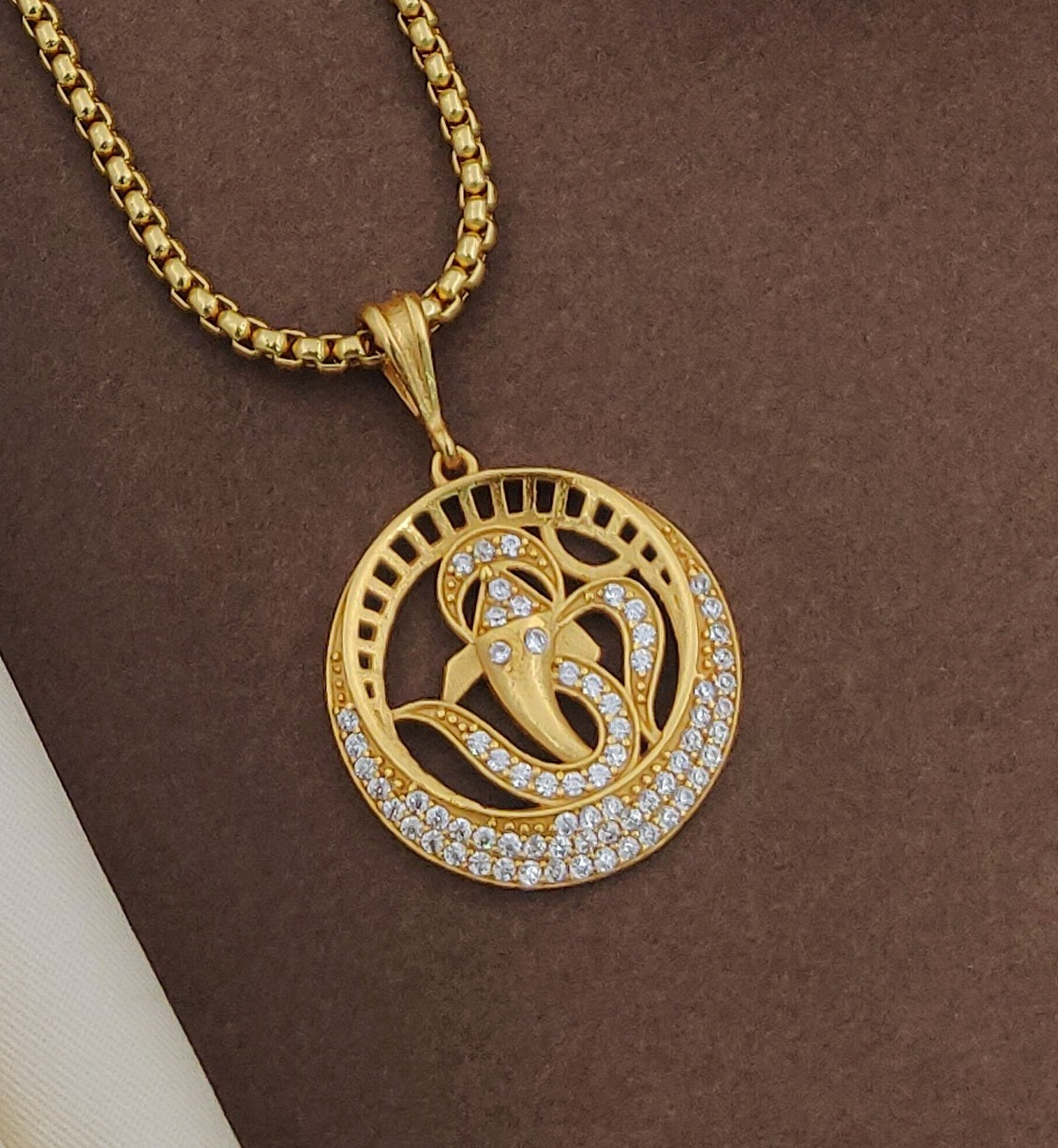 Kadee Jewel God Of Ganesha Gold Unisex Pendant With Gold Chain - Kadee Jewels