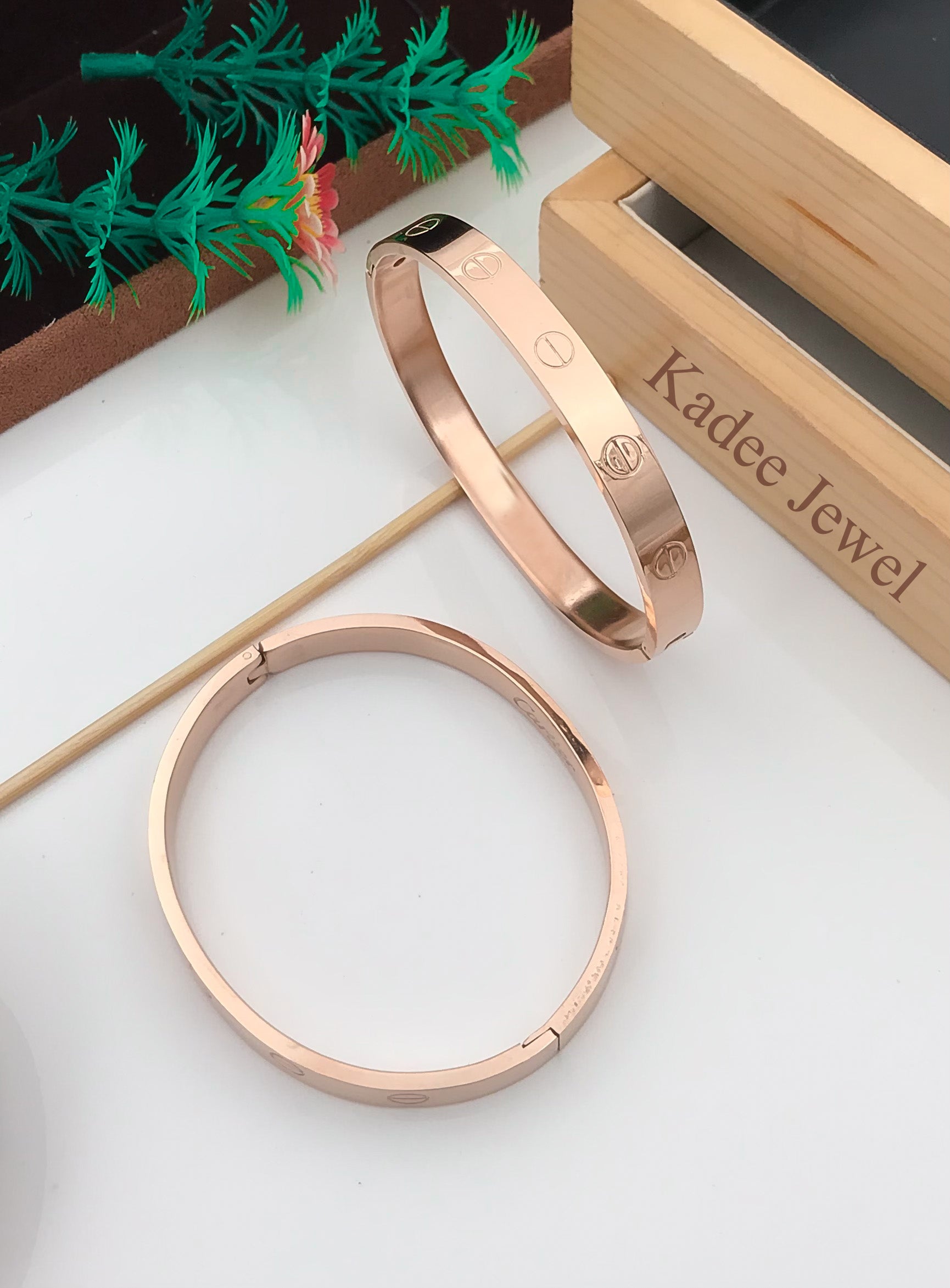 Latest Style Design Men's Rose Gold Kada Bracelet - Kadee Jewels