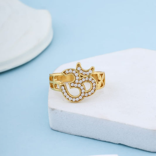 Luxury Diamond Design Men's Finger Ring with Gold Plated Brass - Kadee Jewels