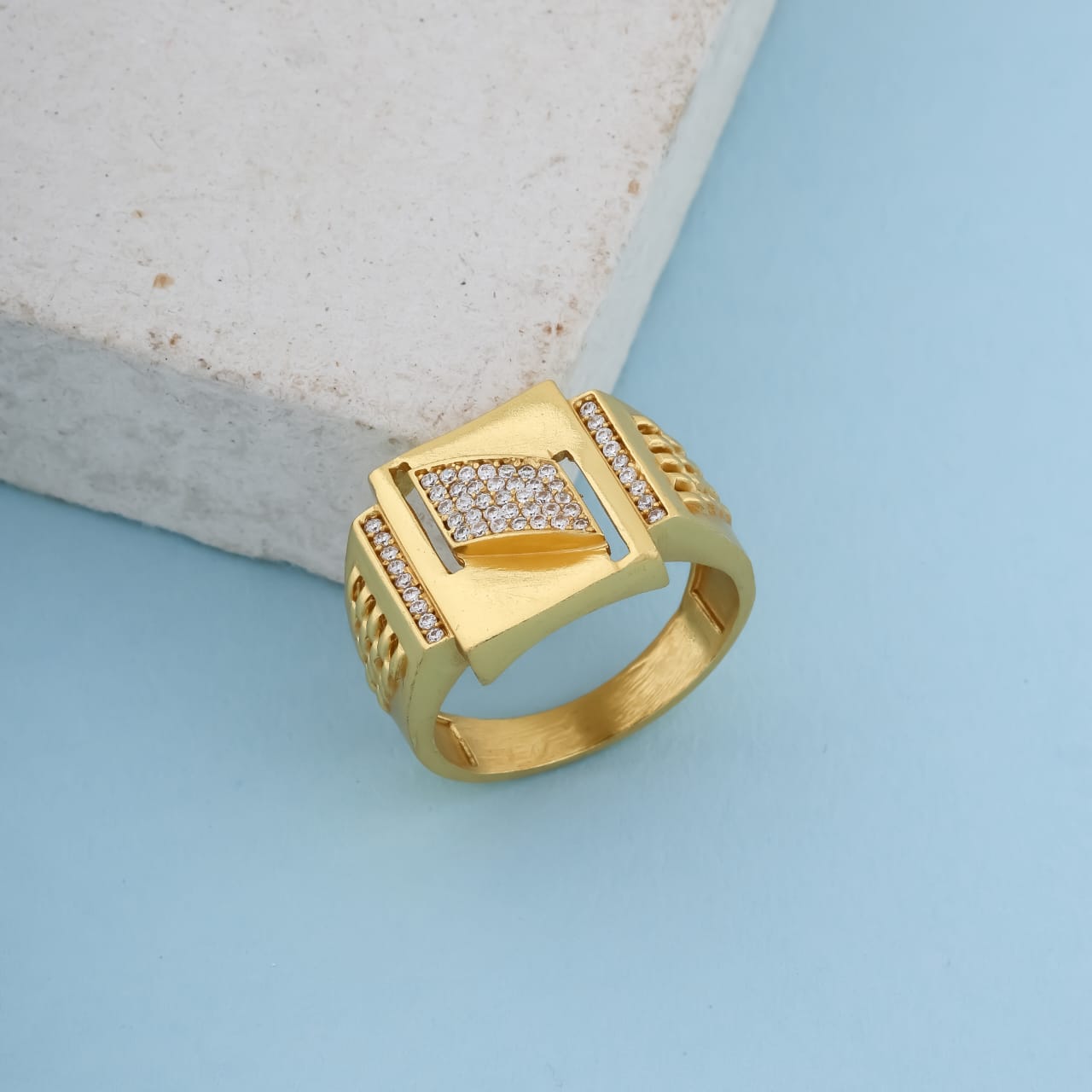 Modern Matte Finish Diamond Design Men's Finger Ring with Gold Plated Brass