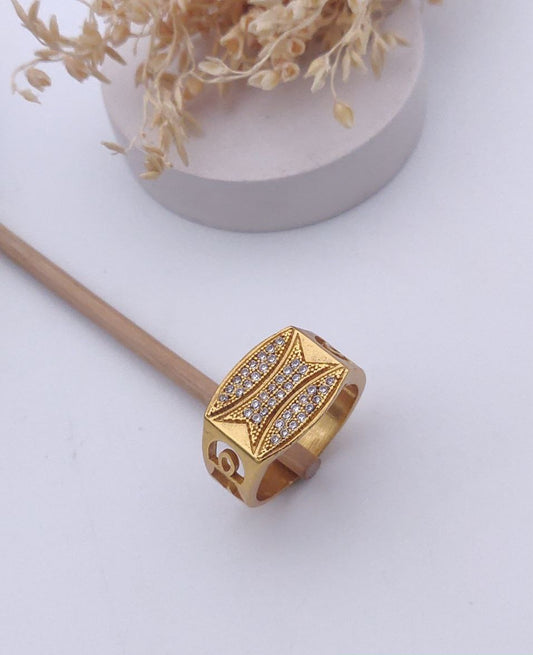 Kadee Jewel Infinity Shine Men's Finger Ring with Gold Plated Brass