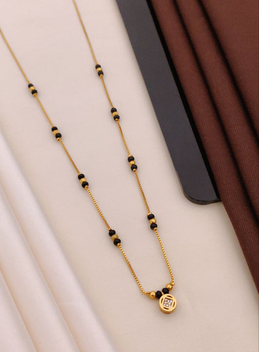 KADEE Jewel Classic Touch Women's Necklace with Gold Plated brass