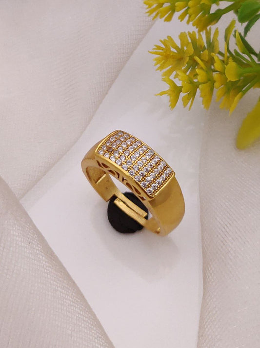 Kadee Jewel Classic Majesty Men's Finger Ring with Gold Plated Brass