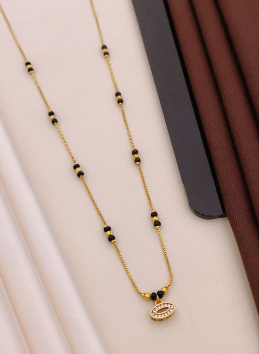 KADEE Jewel  Glimmer Beauty Women's Necklace with Gold Plated brass