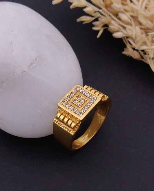 Kadee Jewel Vibe Band Men's Finger Ring with Gold Plated Brass