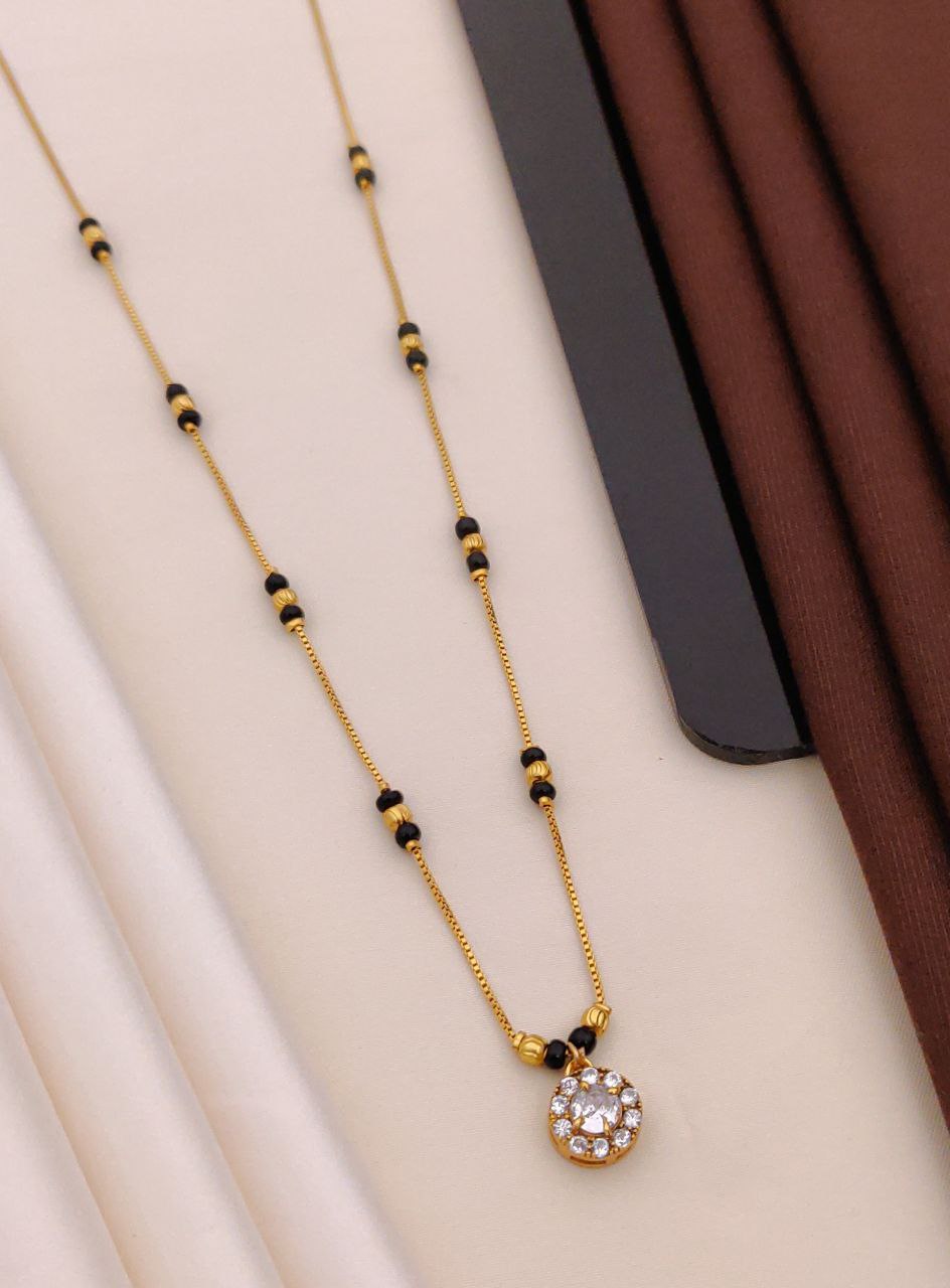 KADEE Jewel Forever Shine Women's Necklace with Gold Plated brass