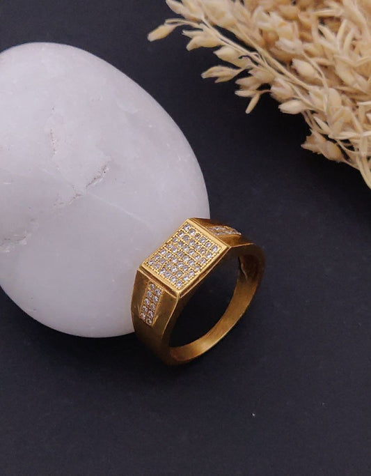 Kadee Jewel Bold Edge Men's Finger Ring with Gold Plated Brass