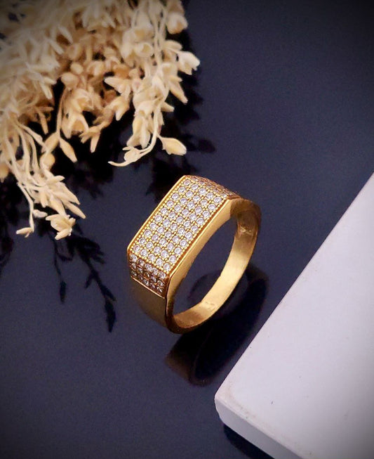 Kadee Jewel Spark Shine Men's Finger Ring with Gold Plated Brass
