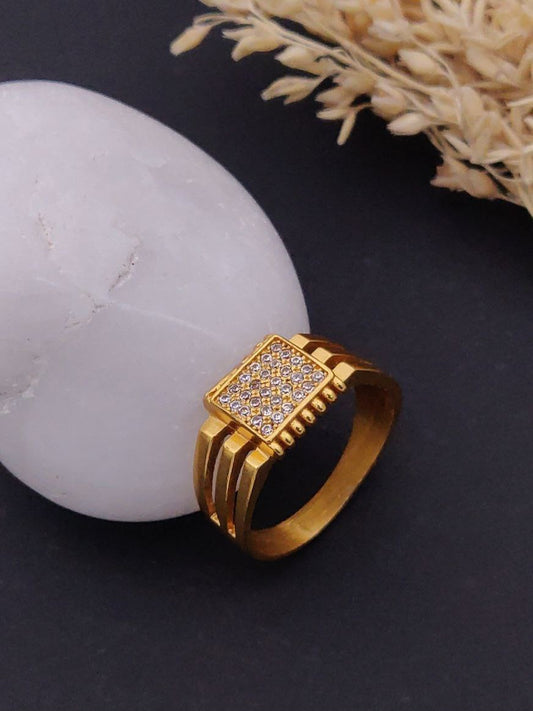 Kadee Jewel King’s Legacy Men's Finger Ring with Gold Plated Brass