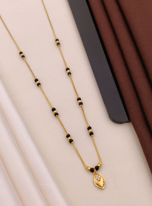 KADEE Jewel Royal Glow Women's Necklace with Gold Plated brass