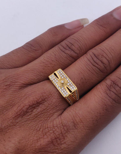 Kadee Jewel Noble Spark Men's Finger Ring with Gold Plated Brass