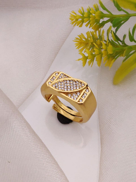 Kadee Jewel Emperor’s Touch Men's Finger Ring with Gold Plated Brass